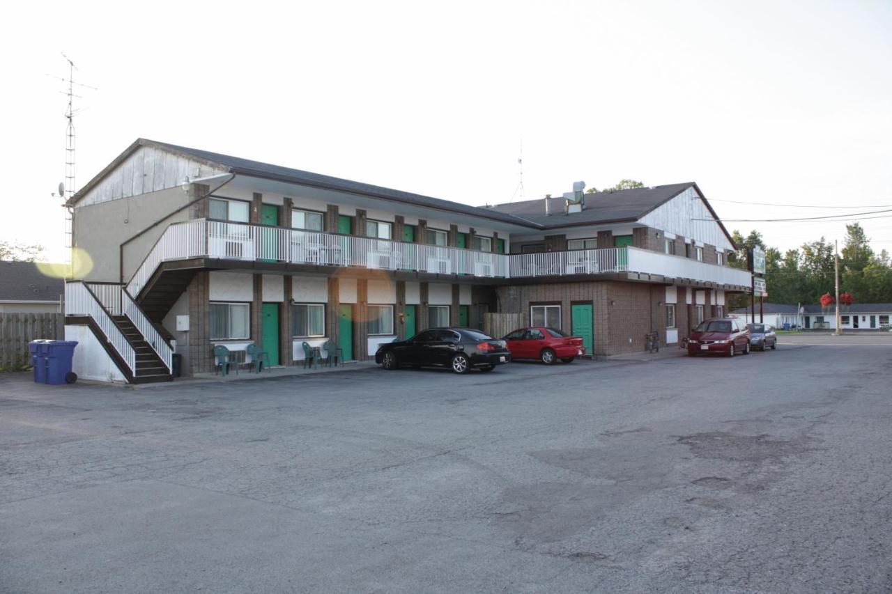 Tropicana Inn Niagarawatervallen Buitenkant foto