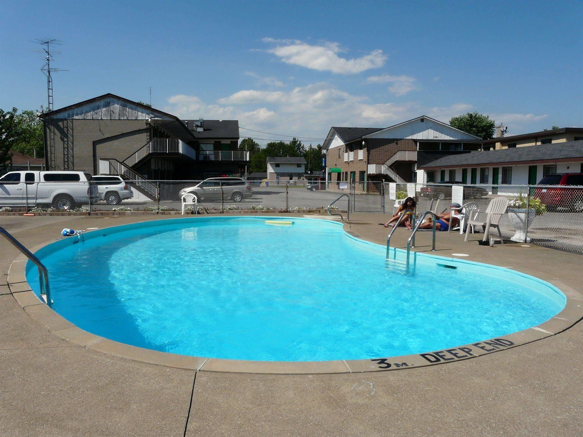 Tropicana Inn Niagarawatervallen Buitenkant foto