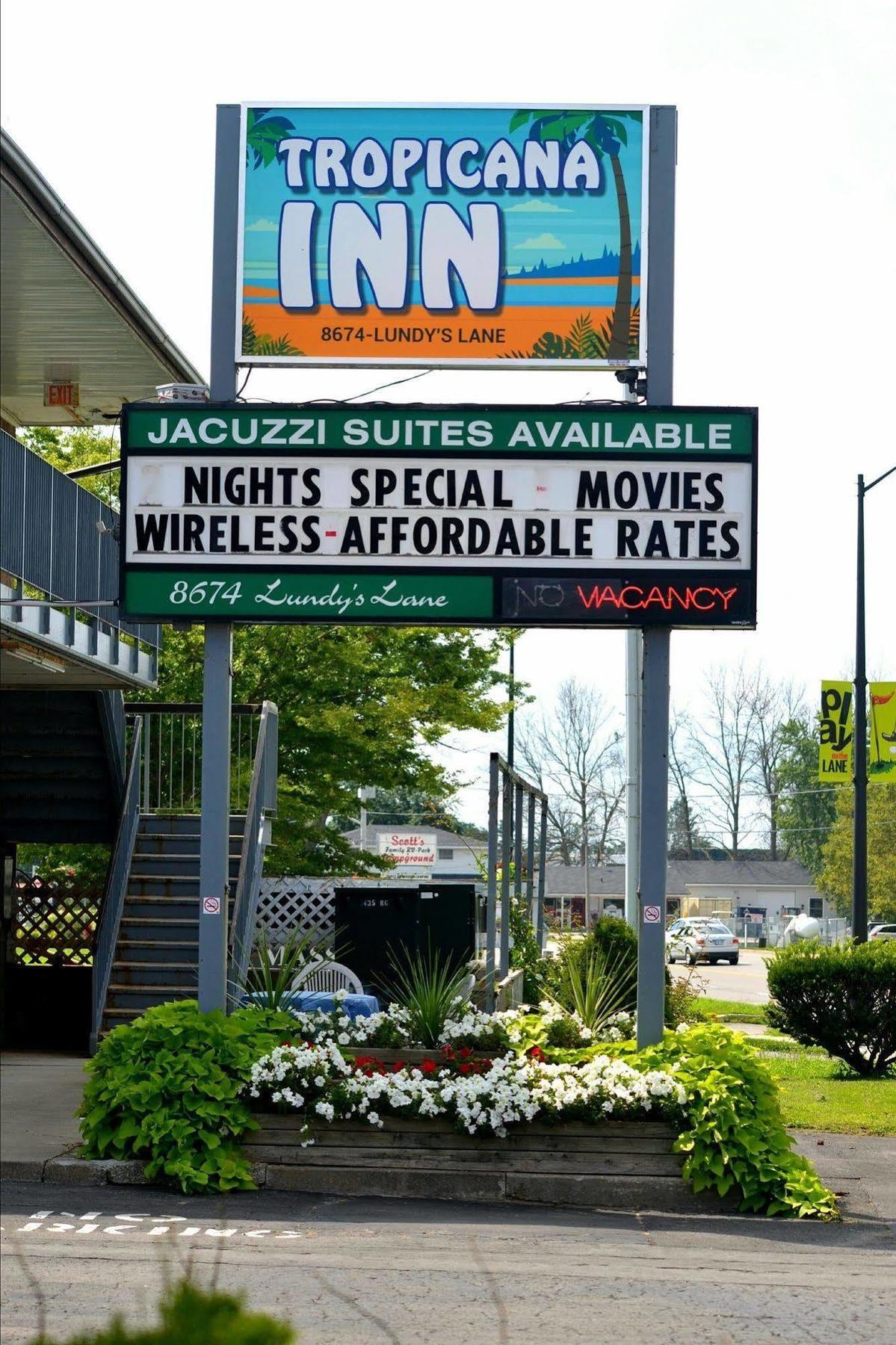 Tropicana Inn Niagarawatervallen Buitenkant foto